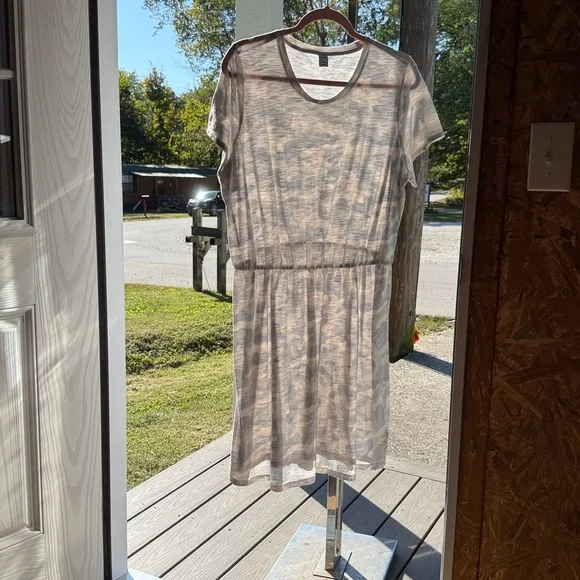 Old Navy | Dresses | Old Navy Cream Short Sleeve Dress | Poshmark